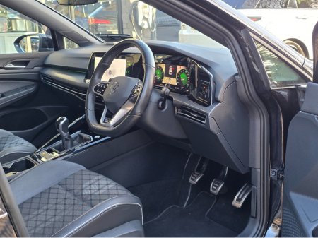 2024 Volkswagen Golf - thumbnail 16