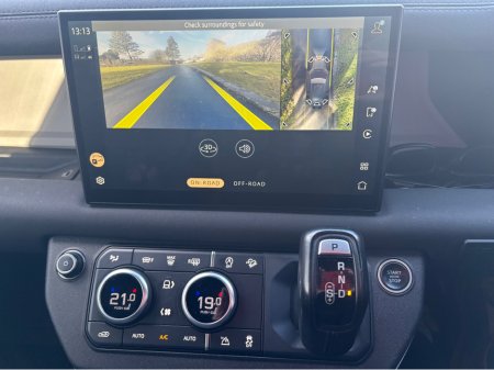 2021 Land Rover Defender HARD TOP D MHEV 3 Seater Commerical €47995 + VAT €58,995 thumbnail