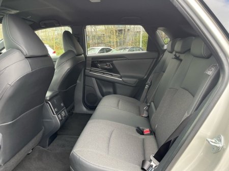 2023 Toyota bZ4X - thumbnail 8