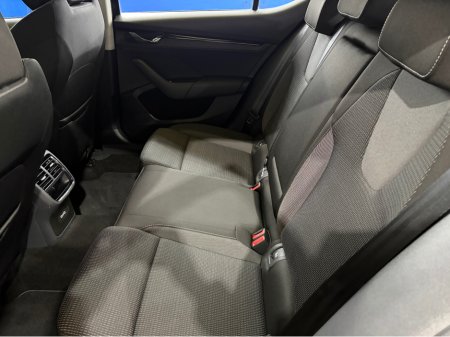 2021 Skoda Octavia - thumbnail 14