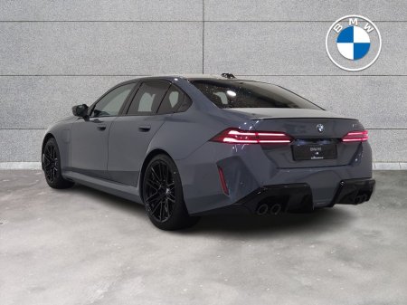 2026 BMW M5  thumbnail