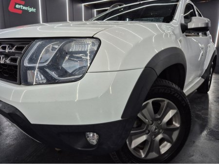 2017 Dacia Duster - thumbnail 3