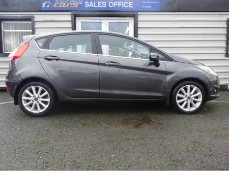 2016 Ford Fiesta TITANIUM 1.25 PETROL 60PS 5 DOOR LOW MILEAGE KEY 104 €9,950 thumbnail