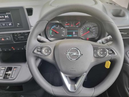 2026 Opel Combo Electric | Sportive | 100kw | L1H1 €33,411