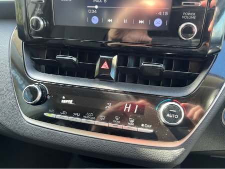 2020 Toyota Corolla - thumbnail 17