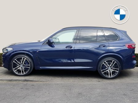 2021 BMW X5 xDrive45e M Sport €67,995