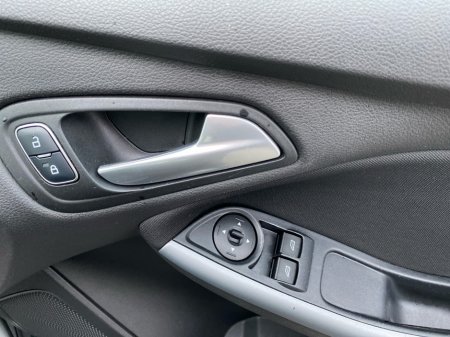 2018 Ford Focus Zetec Edition 1.0 125BHP €14,500 thumbnail