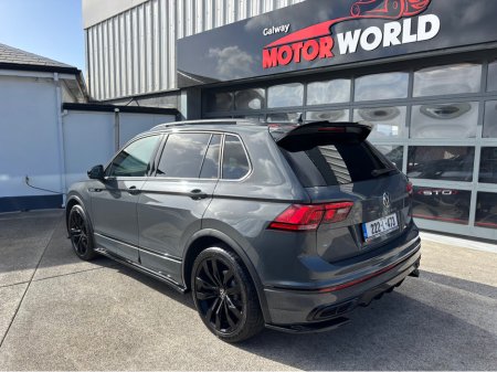 2022 Volkswagen Tiguan - thumbnail 2