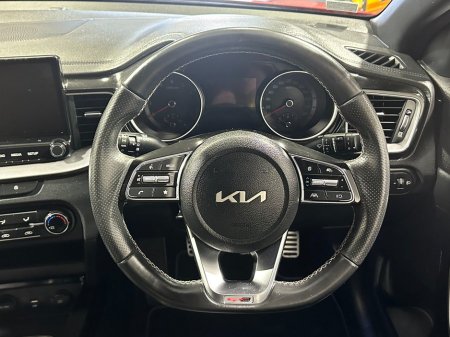 2022 Kia Ceed GT Line 1.0 €22,900 thumbnail