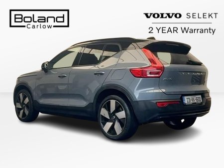 2023 Volvo XC40 - thumbnail 3