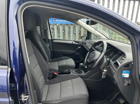 2016 Volkswagen Touran - thumbnail 11