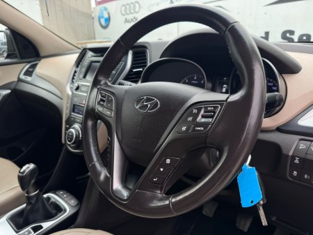 2016 Hyundai Santa Fe - thumbnail 23