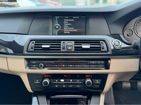 2012 BMW 5 Series - thumbnail 18