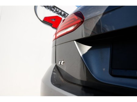 2017 Volkswagen Golf - thumbnail 14