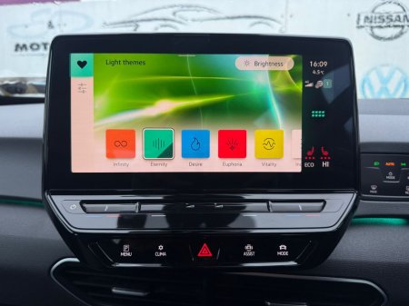 2021 Volkswagen ID.3 PRO 107 KW LIFE 62KWH 145HP 5DR €15,999 thumbnail