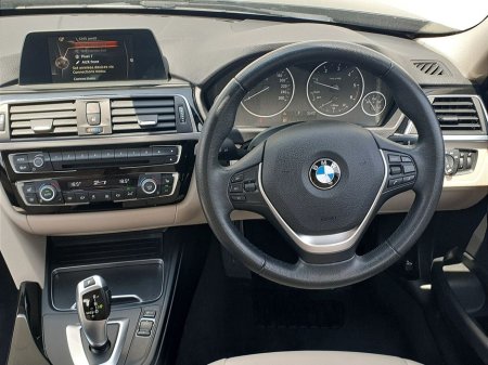 2017 BMW 3 Series 318d SE Saloon €21,995 thumbnail