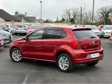 2014 Volkswagen Polo - view 2