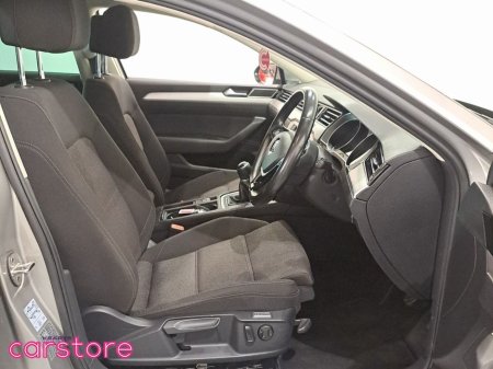 2016 Volkswagen Passat 2.0 TDI 150HP Comfortline €16,880 thumbnail