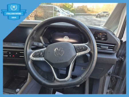 2025 Volkswagen Caddy 2025 / 7 SEATER / 2.0 DIESEL / AUTO €49,999 thumbnail