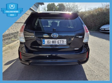 2016 Toyota Prius - thumbnail 6