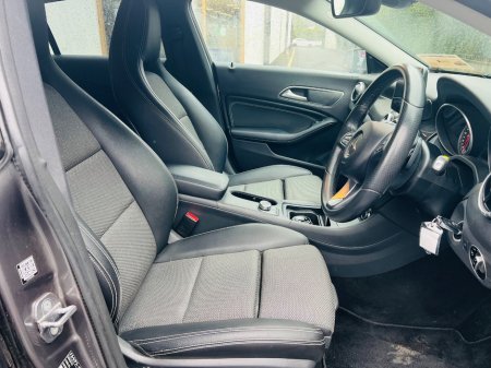 2018 Mercedes-Benz CLA Class - thumbnail 20