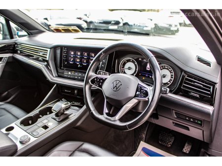 2021 Volkswagen Touareg - thumbnail 13