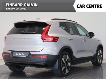 2025 Volvo XC40 - thumbnail 7