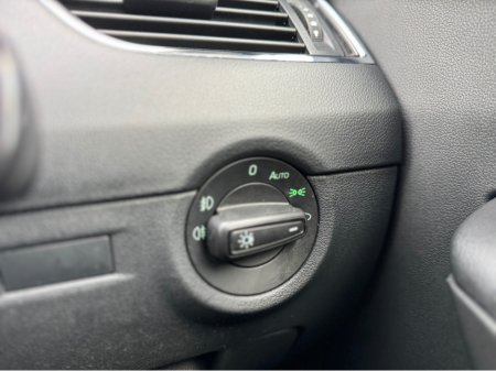 2018 Skoda Octavia 2.0 TDI DSG *FRESH NCT* €11,995 thumbnail