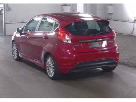 2015 Ford Fiesta - thumbnail 4