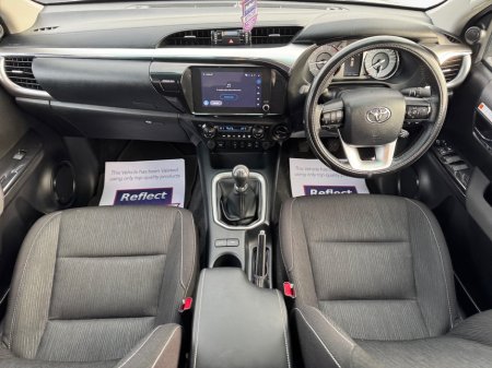 2025 Toyota Hilux - thumbnail 14