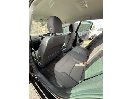 2018 Volkswagen Golf - thumbnail 14