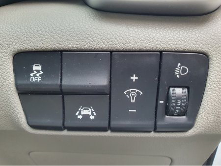 2018 Kia Sportage PLATINUM // LEATHER // SAT NAV // CAMERA thumbnail