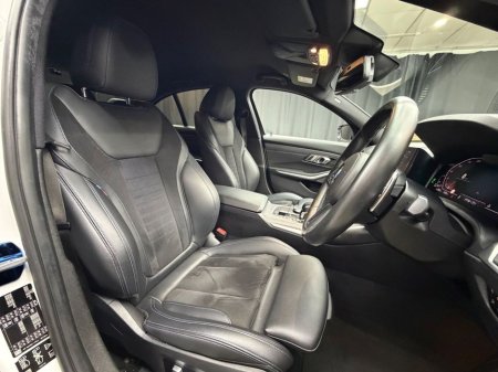 2019 BMW 3 Series - thumbnail 23