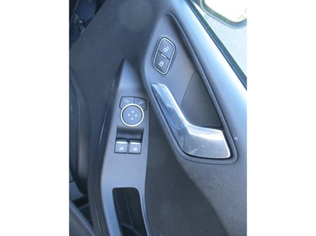 2019 Ford Fiesta - thumbnail 17