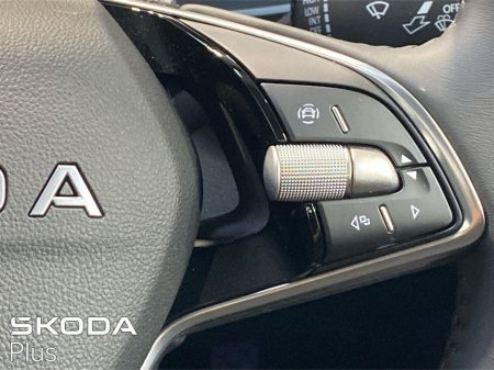 2025 Skoda Octavia Selection + 1.5TSI 115bhp *Electric Tailgate* €33,950 thumbnail