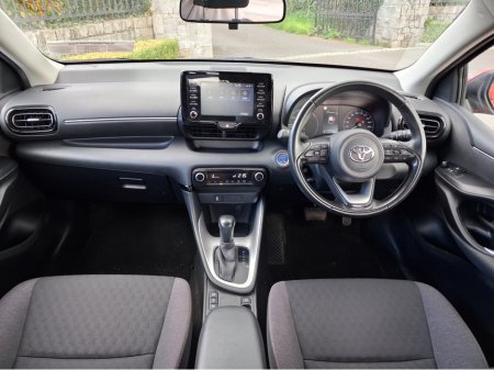 2022 Toyota Yaris 1.5 HYBRID 5DR AUTO 3 MONTH WARRANTY €18,950 thumbnail
