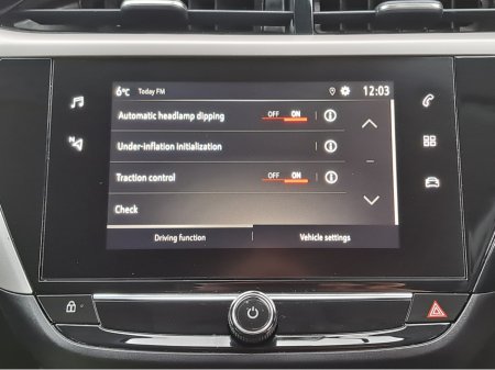 2022 Opel Corsa SC 1.2 75BHP **LED HEADLIGHTS** €16,500 thumbnail