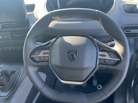 2026 Peugeot Rifter - thumbnail 13