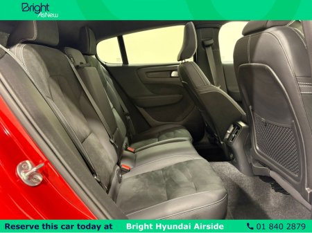 2023 Volvo C40 E CORE 228BHP 5DR AUTO €33,950 thumbnail