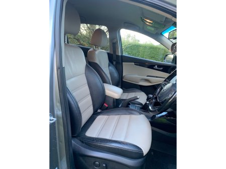 2019 Kia Sorento - thumbnail 6