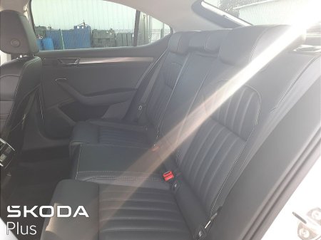 2023 Skoda Superb STYLE 2.0TDI 150HP €35,900 thumbnail