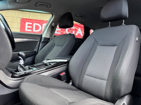 2015 Hyundai i40 Comfort 1.7 Diesel €8,950 thumbnail