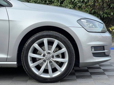 2013 Volkswagen Golf - thumbnail 9