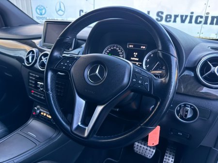 2012 Mercedes-Benz B Class B SERIES SPORT 5DR AUTO €8,750 thumbnail