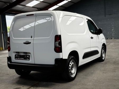 2023 Peugeot Partner BLUEHDI PROFESSIONAL PREMIUM PLUS L1 // 12 MONTH WARRANTY // SAME DAY FINANCE €13,950 thumbnail