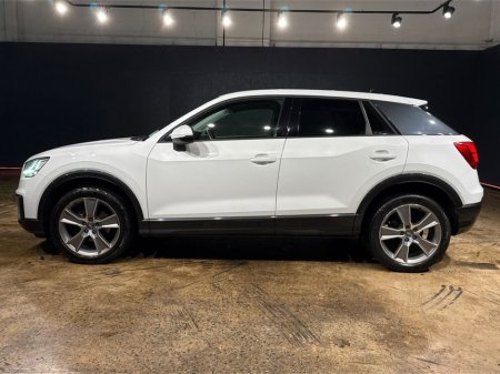 2020 Audi Q2 1.0L TFSI AUTOMATIC - UPGRADED ALLOY WHEELS - REVERSE CAMERA - CRUISE CONTROL €23,950 thumbnail