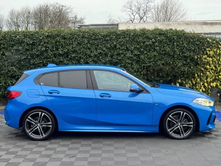 2020 BMW 1 Series 118D M-SPORT 2.0 AUTO // VERY LOW MILEAGE // SUEDE M-SPORT INTERIOR // REVERSE CAMERA // WIRELESS CHARGING BAY €27,950