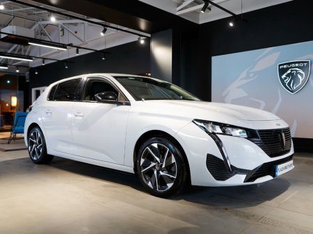 2024 Peugeot 308 Allure 1.5 Hdi Auto 130 MY24.2 €35,000