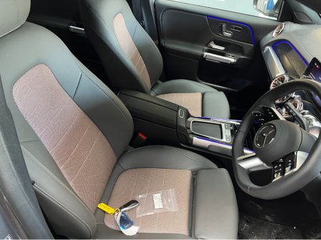 2025 Mercedes-Benz EQB - thumbnail 9