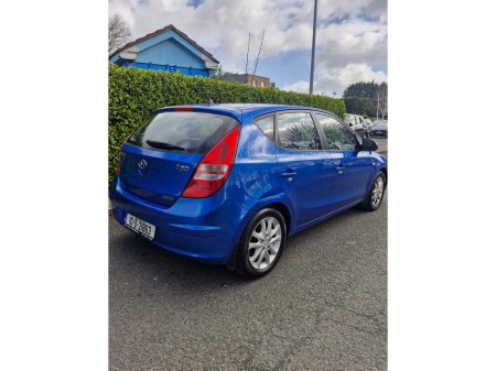 2010 Hyundai i30 - thumbnail 3